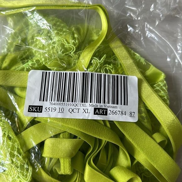 Victoria’s Secret VS Tease Floral‎ Embroidery Unlined Crotchless Teddy size XL - Picture 5 of 6